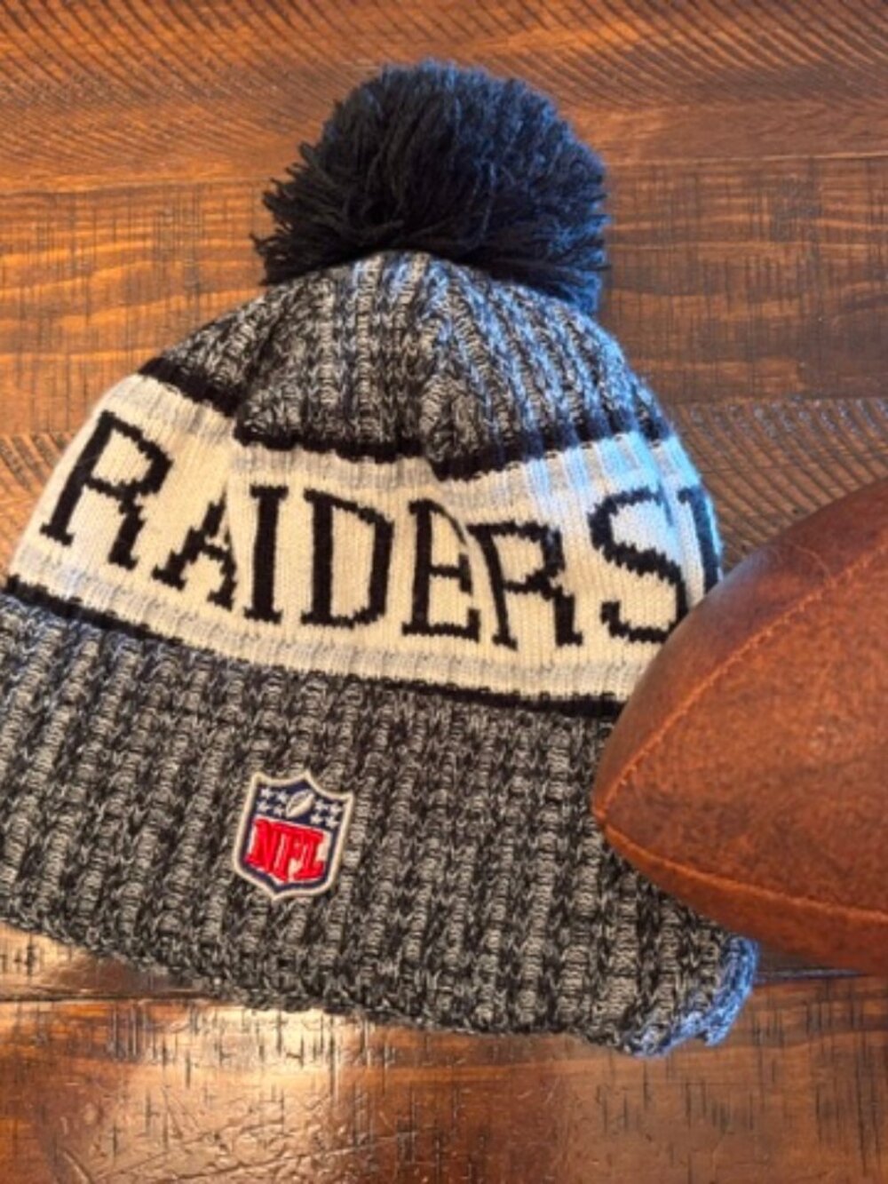 Raiders 'Posh' comfy knit beanie New Era Brand